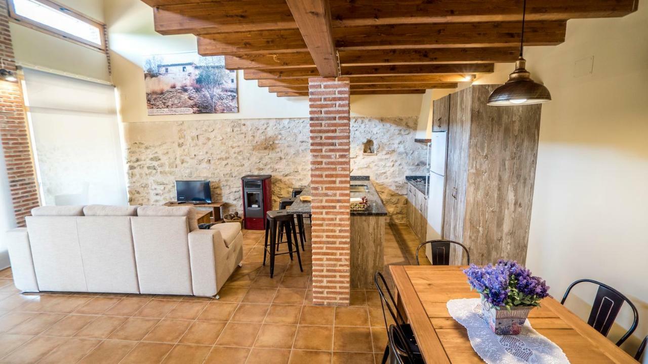 Masia El Mirador Del Tiempo Castellote エクステリア 写真